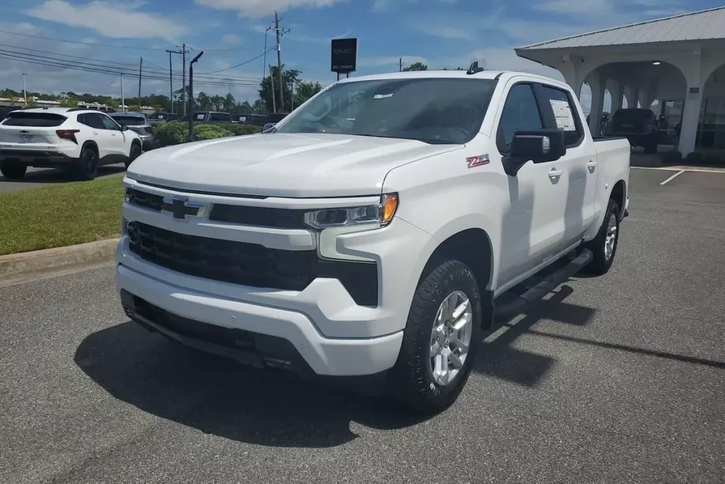 2025 Chevrolet Silverado 1500 RST photo 1