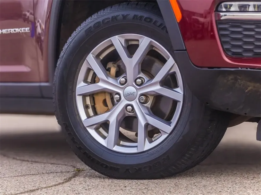 2022 Jeep Grand Cherokee Limited photo 1