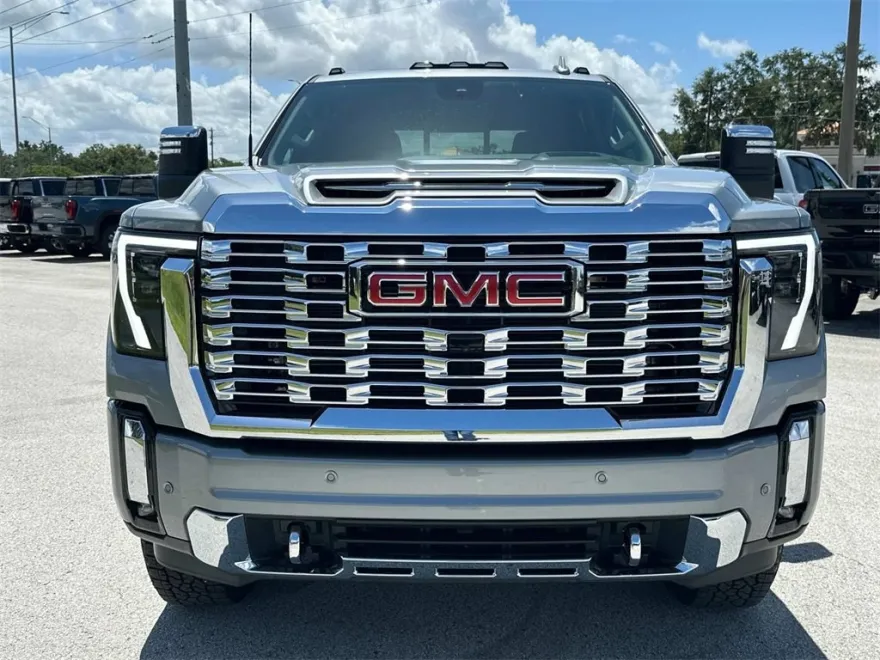 2025 Gmc Sierra 2500 HD Denali photo 1