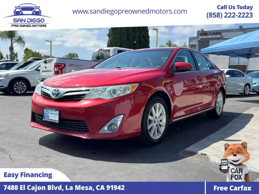 2014 Toyota Camry Hybrid photo 1