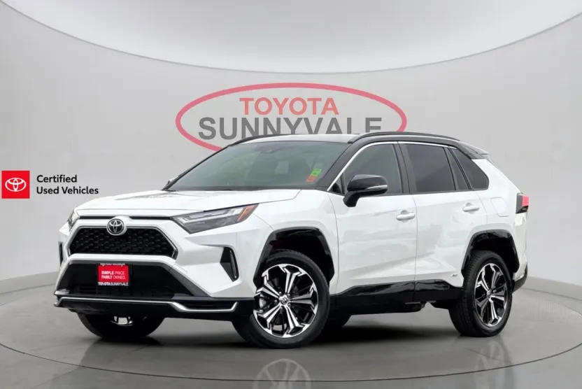 2025 Toyota RAV4 Hybrid XSE photo 1
