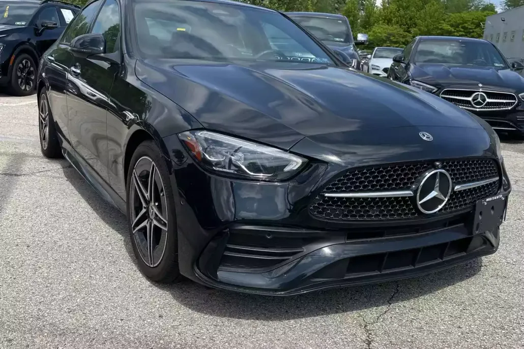 2024 Mercedes Benz C 300 photo 1