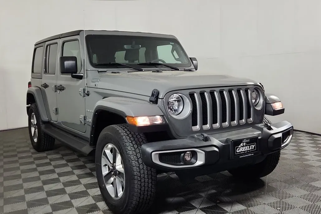 2022 Jeep Wrangler Unlimited Sahara photo 1