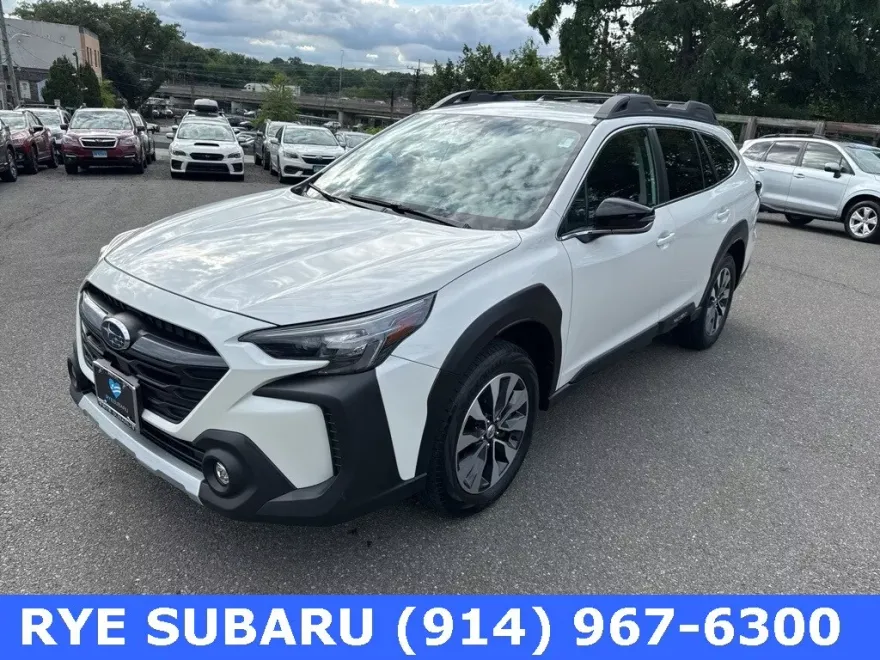 2023 Subaru Outback Limited photo 1