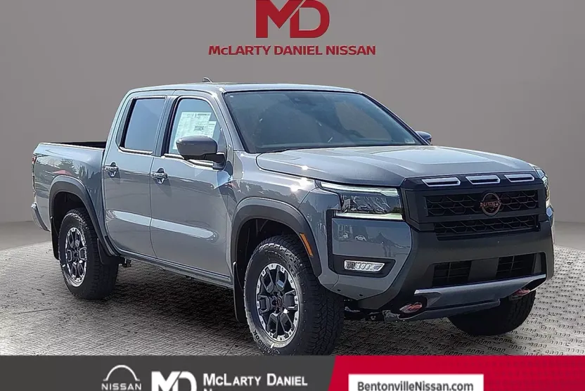 2026 Nissan Frontier PRO-4X photo 1