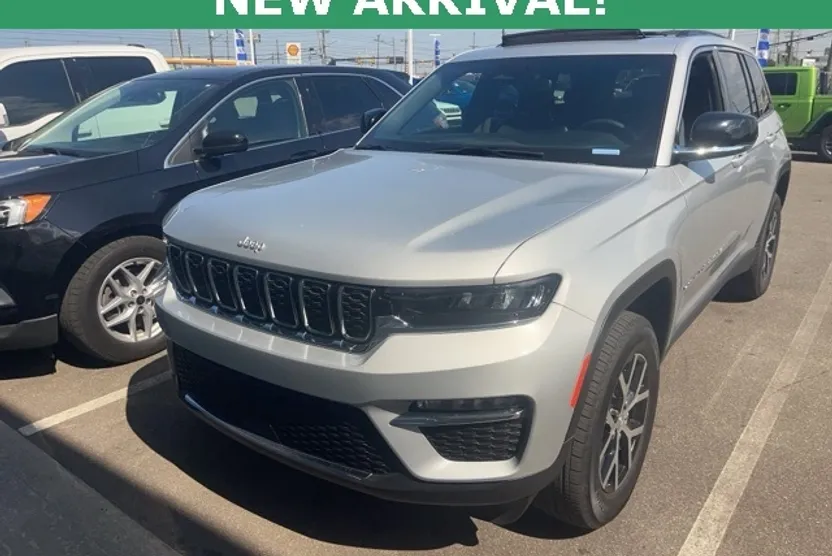 2024 Jeep Grand Cherokee Limited photo 1