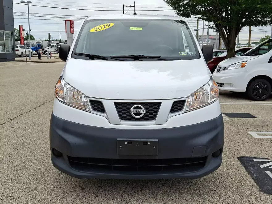 2019 Nissan NV200 S photo 1