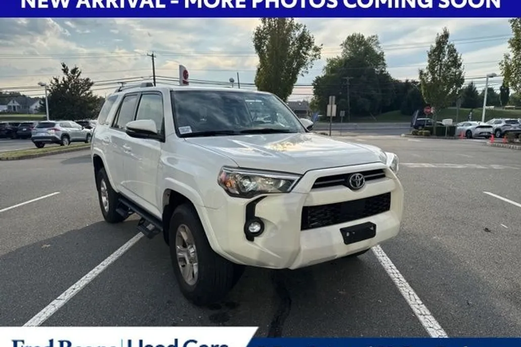 2022 Toyota 4Runner SR5 Premium photo 1