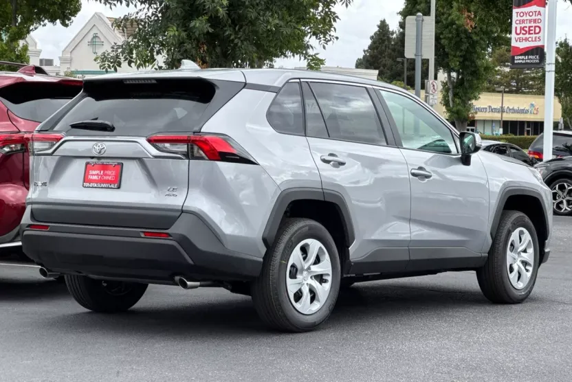 2025 Toyota RAV4 LE photo 1