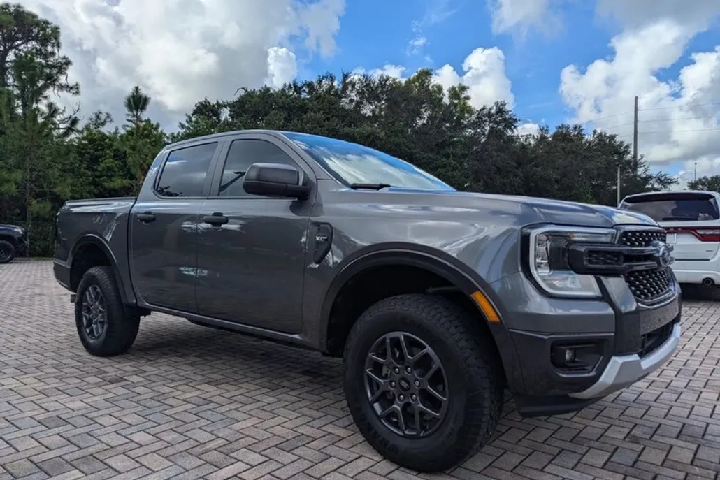 2024 Ford Ranger XLT photo 1