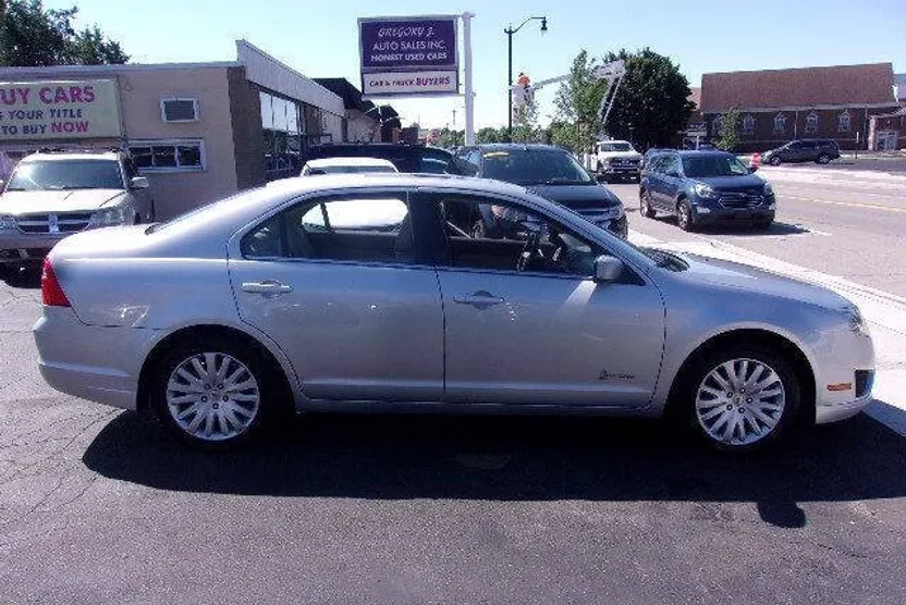 2012 Ford Fusion Hybrid photo 1