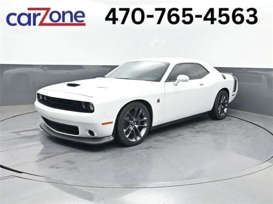 2023 Dodge Challenger R/T Scat Pack photo 1