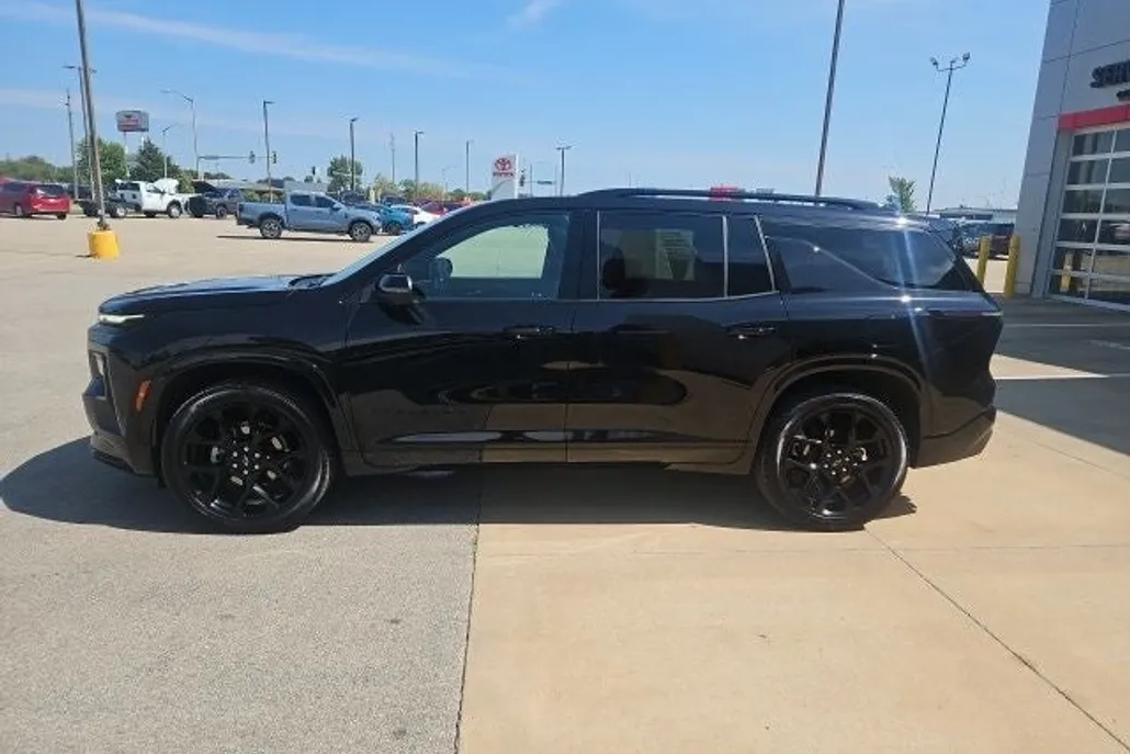 2024 Chevrolet Traverse RS photo 1