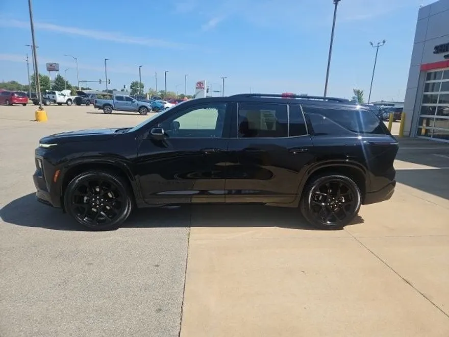 2024 Chevrolet Traverse RS photo 1