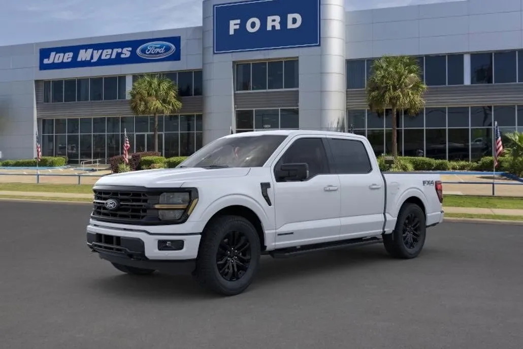 2025 Ford F-150 XLT photo 1