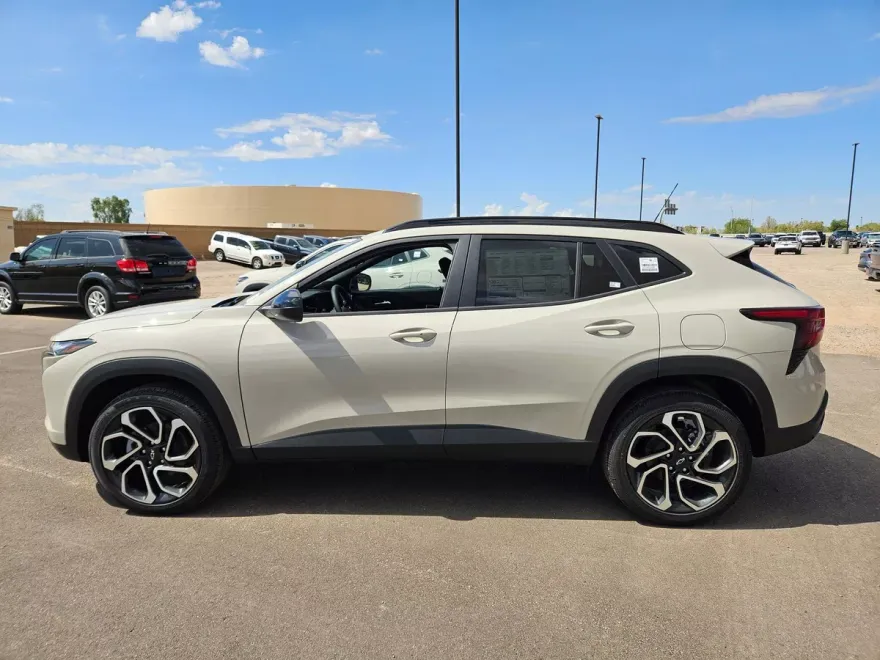 2026 Chevrolet Trax photo 1