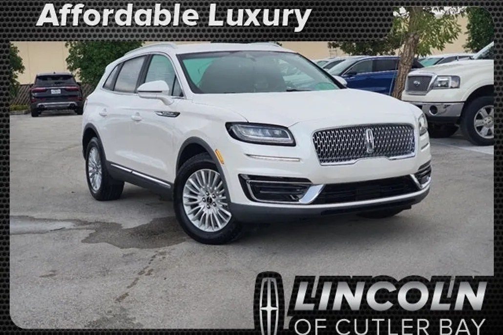 2019 Lincoln Nautilus Standard photo 1