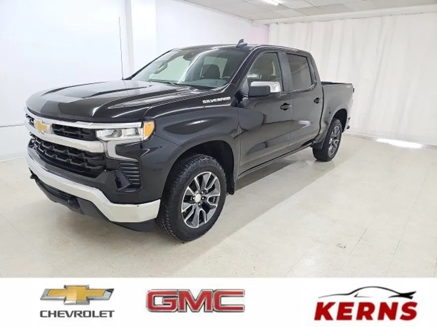 2024 Chevrolet Silverado 1500 LT photo 1
