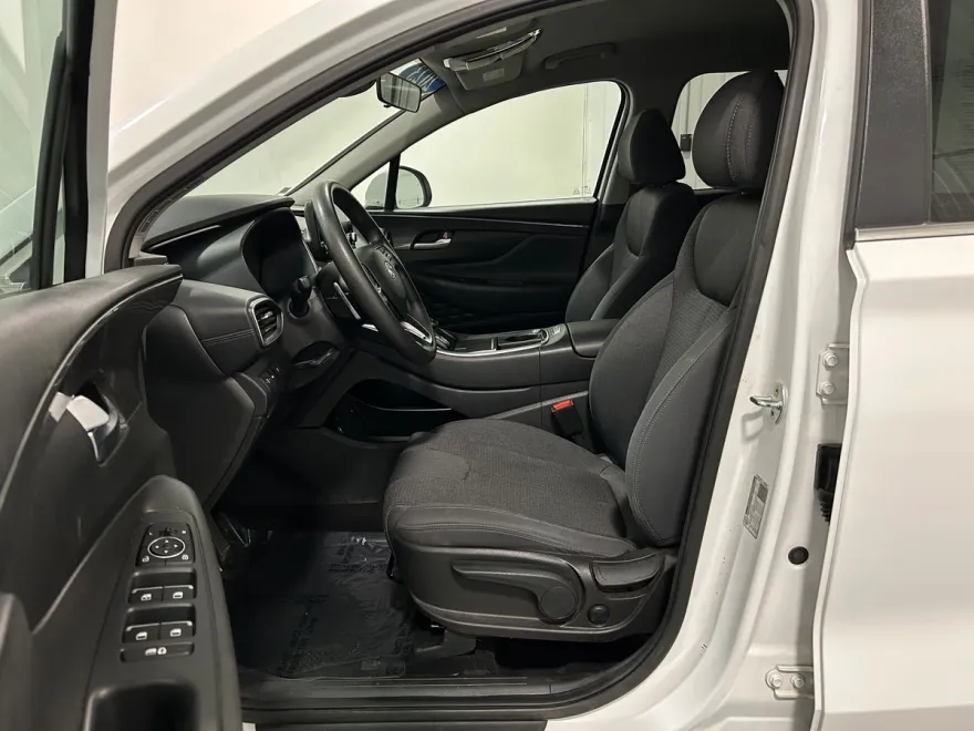 2023 Hyundai Santa Fe SE photo 1