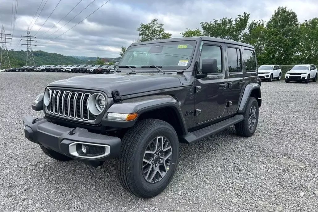 2025 Jeep Wrangler Sahara photo 1