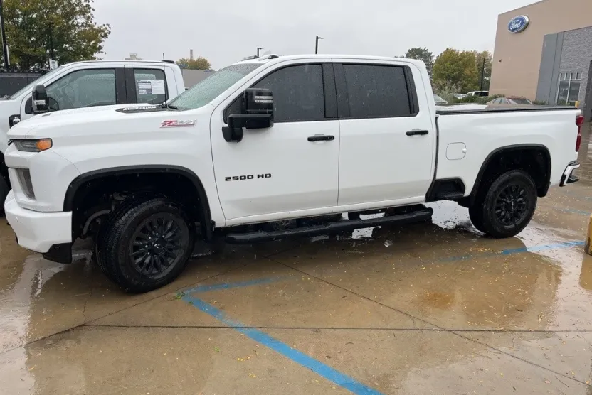 2023 Chevrolet Silverado 2500HD LTZ photo 1