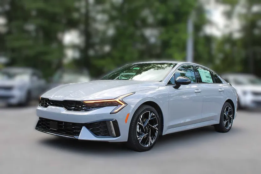 2026 Kia K5 GT-Line photo 1