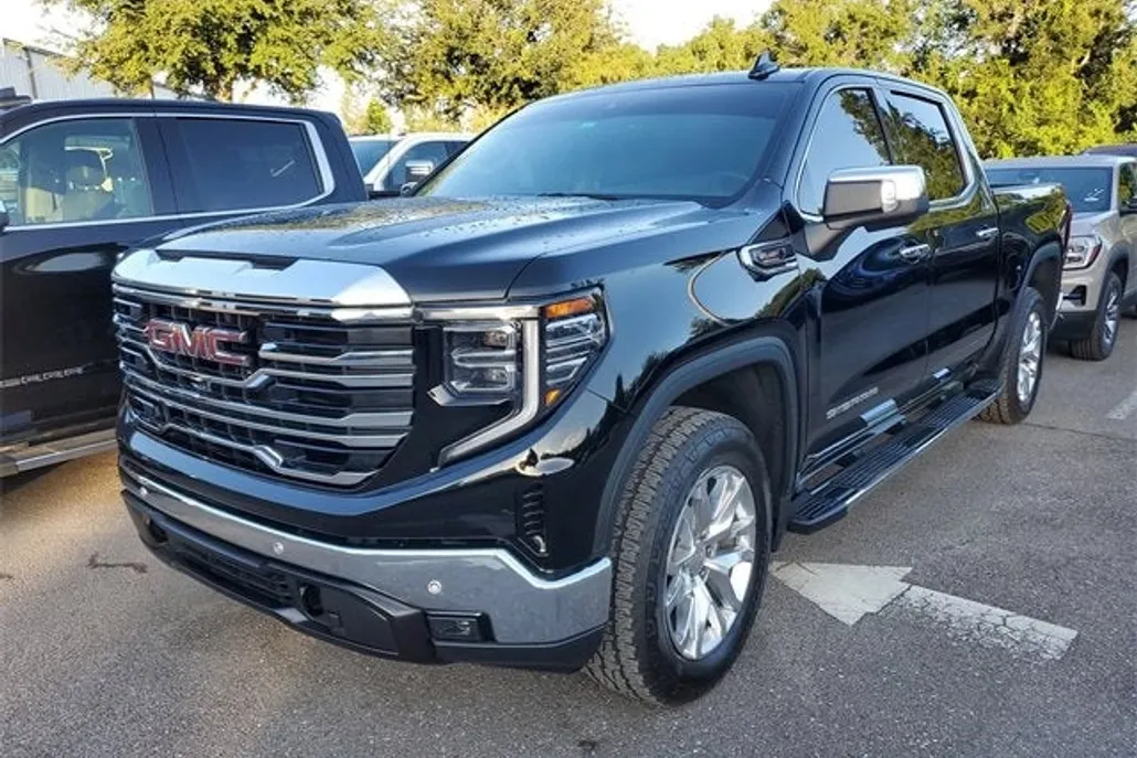 2024 Gmc Sierra 1500 SLT photo 1