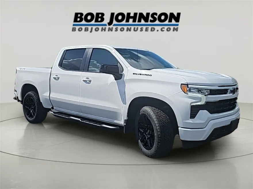 2024 Chevrolet Silverado 1500 RST photo 1