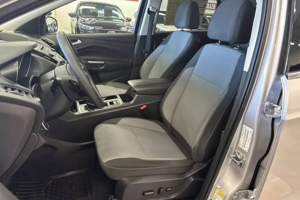 2017 Ford Escape SE photo 1