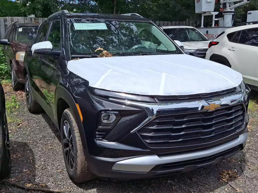 2026 Chevrolet Trailblazer LT photo 1