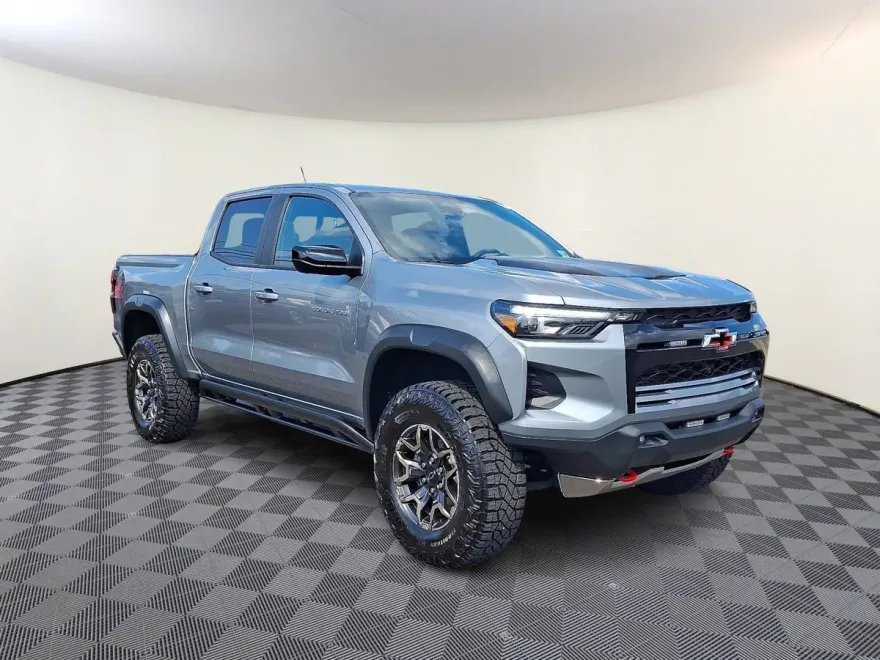 2024 Chevrolet Colorado ZR2 photo 1