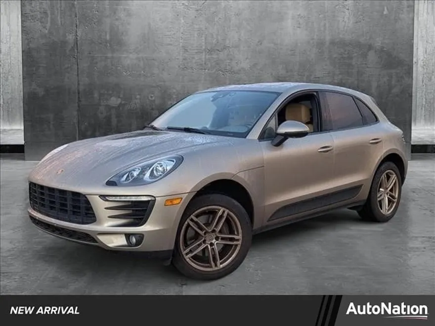 2017 Porsche Macan photo 1