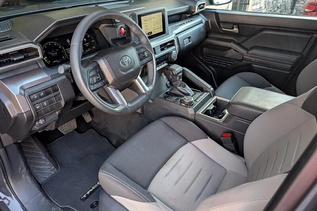 2025 Toyota Tacoma TRD Off-Road photo 1