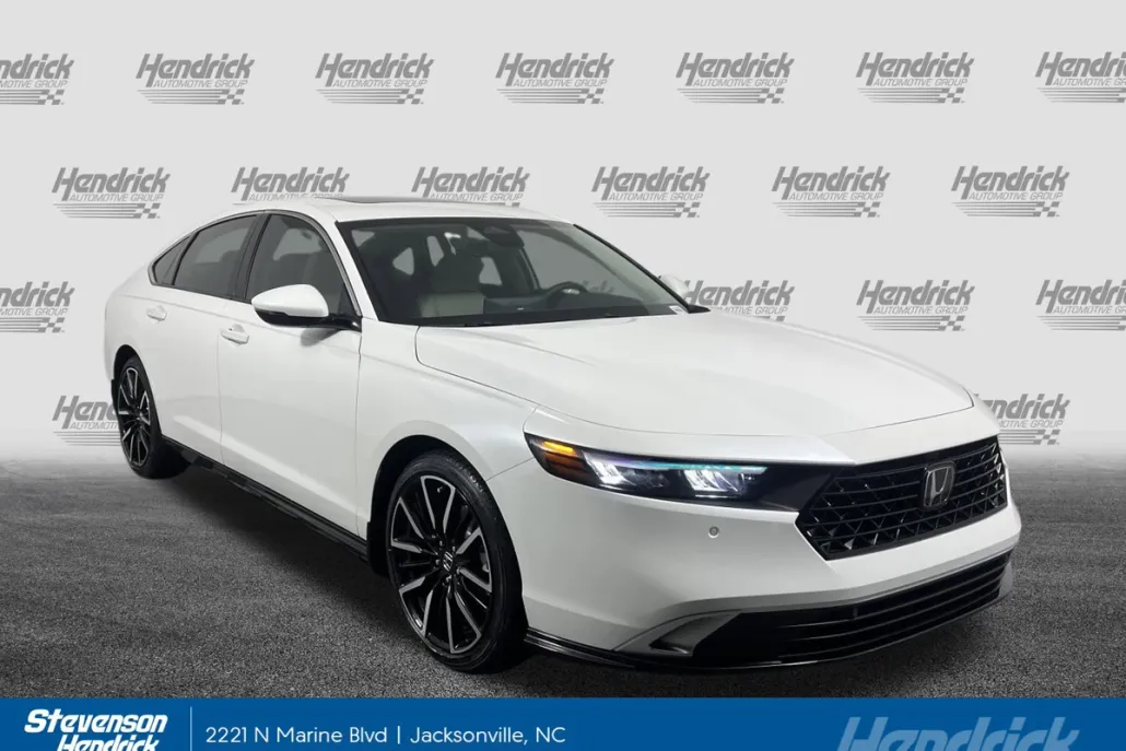 2025 Honda Accord Hybrid Touring photo 1