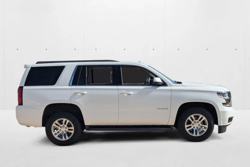 2020 Chevrolet Tahoe LS photo 1