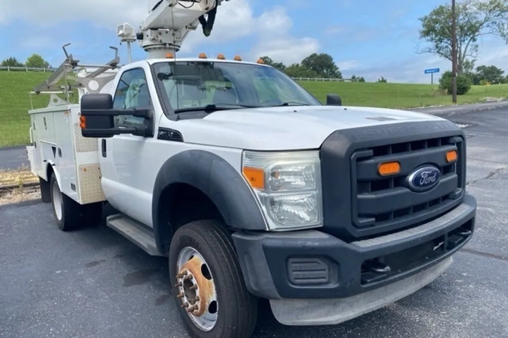 2012 Ford F-450 photo 1