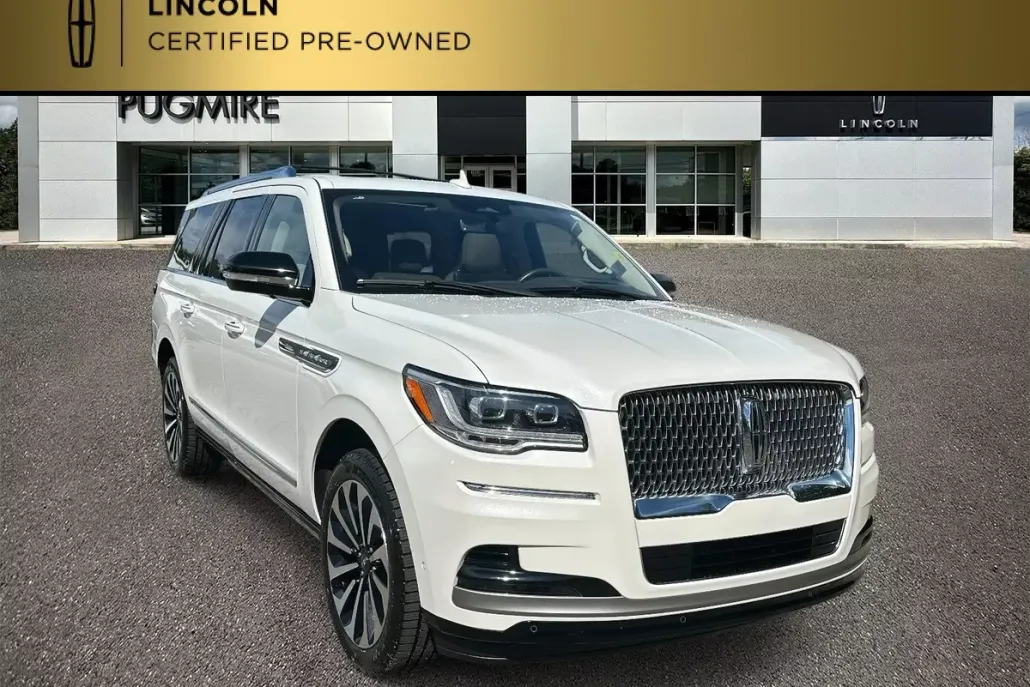 2023 Lincoln Navigator L Reserve photo 1