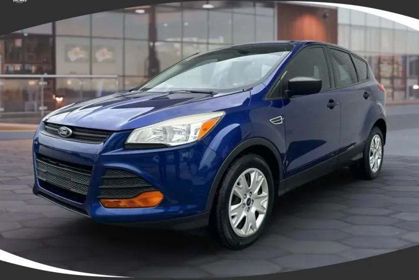 2015 Ford Escape Sport photo 1