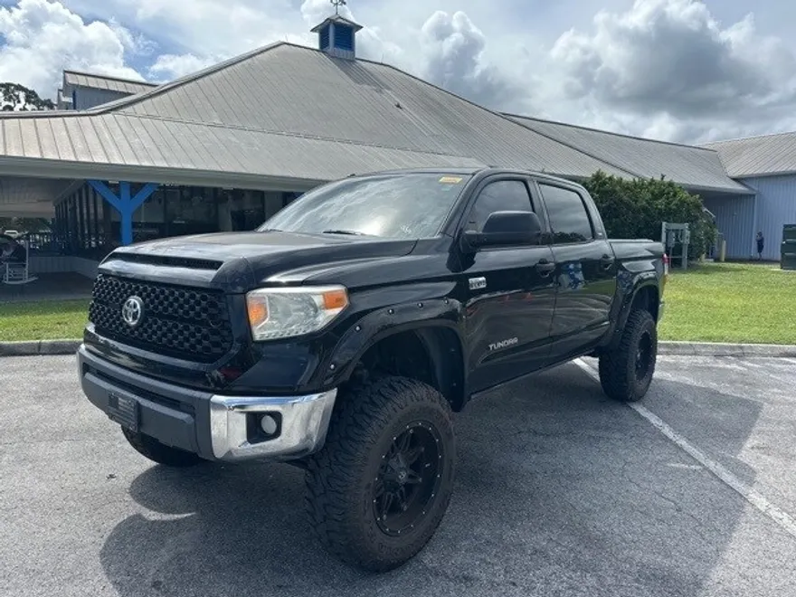 2015 Toyota Tundra SR5 Grade photo 1