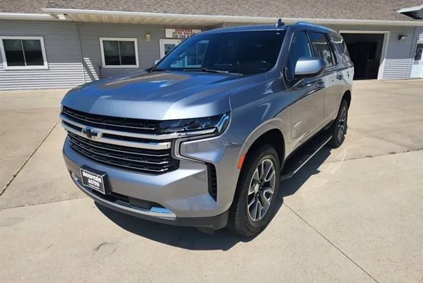 2021 Chevrolet Tahoe LT photo 1