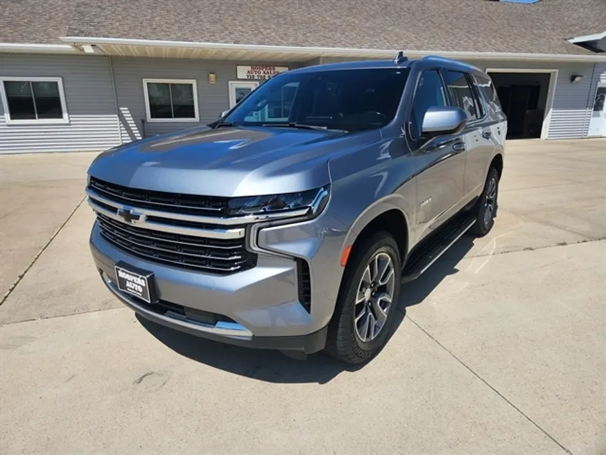 2021 Chevrolet Tahoe LT photo 1