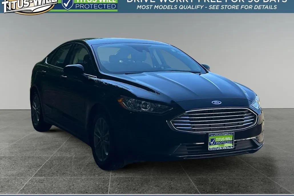 2020 Ford Fusion Hybrid SE photo 1