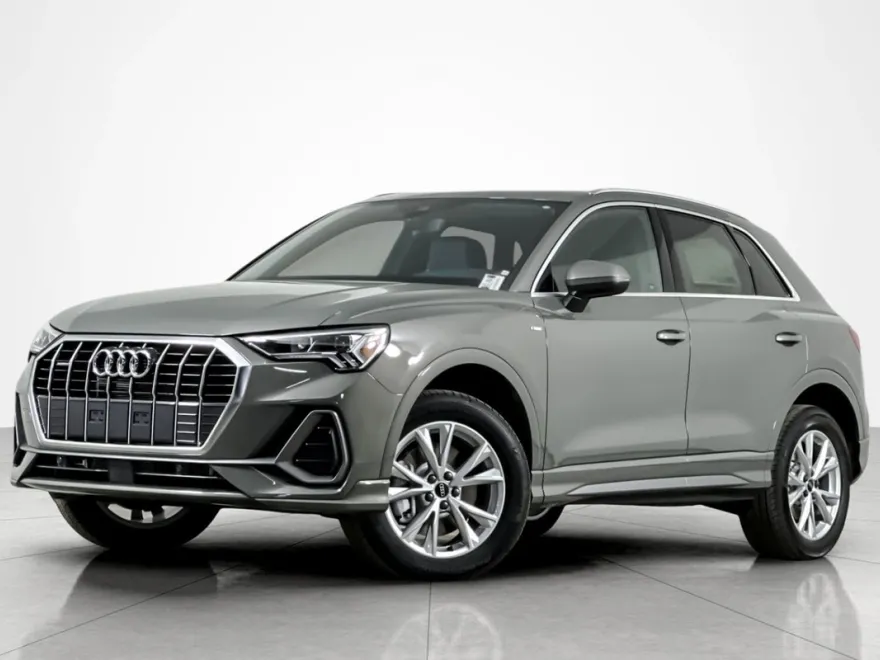 2025 Audi Q3 S line Premium 45 TFSI photo 1