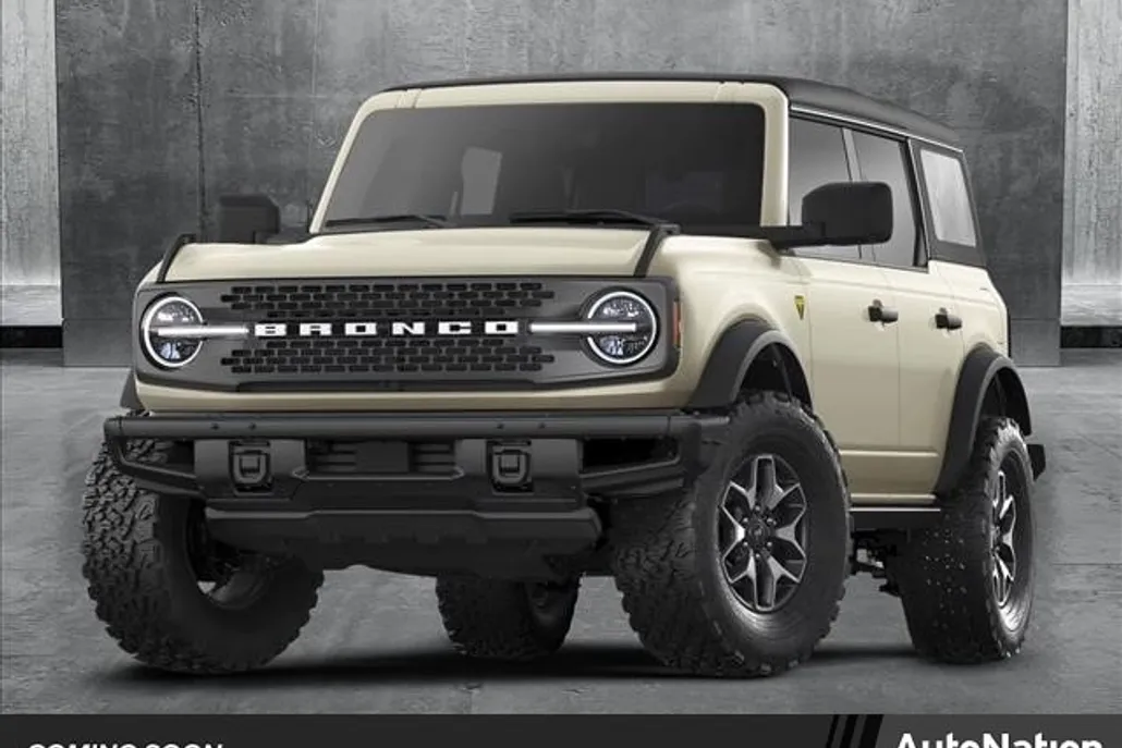 2025 Ford Bronco Outer Banks photo 1