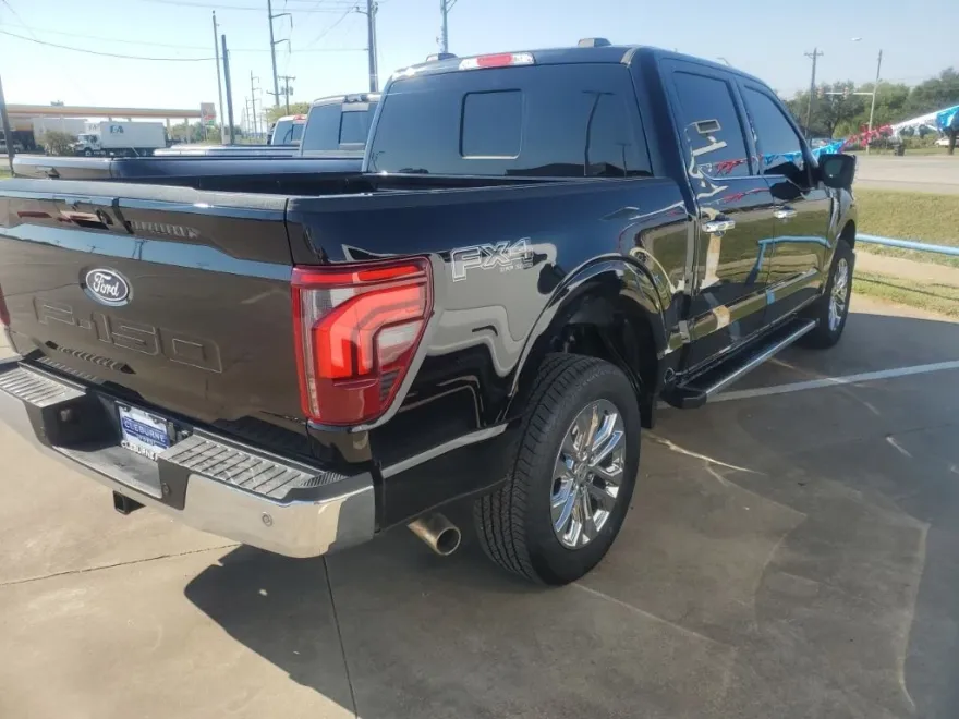 2024 Ford F-150 Lariat photo 1