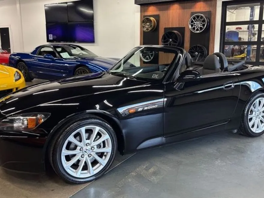 2007 Pontiac Solstice Base Convertible photo 1