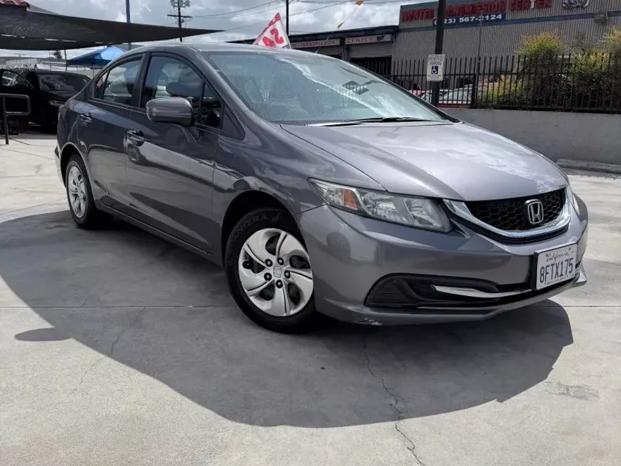 2015 Honda Civic LX photo 1