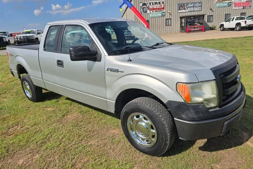 2014 Ford F-150 photo 1