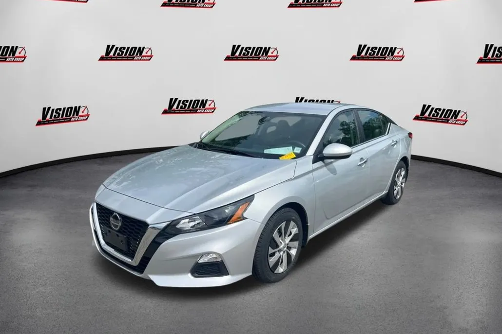2022 Nissan Altima 2.5 S photo 1