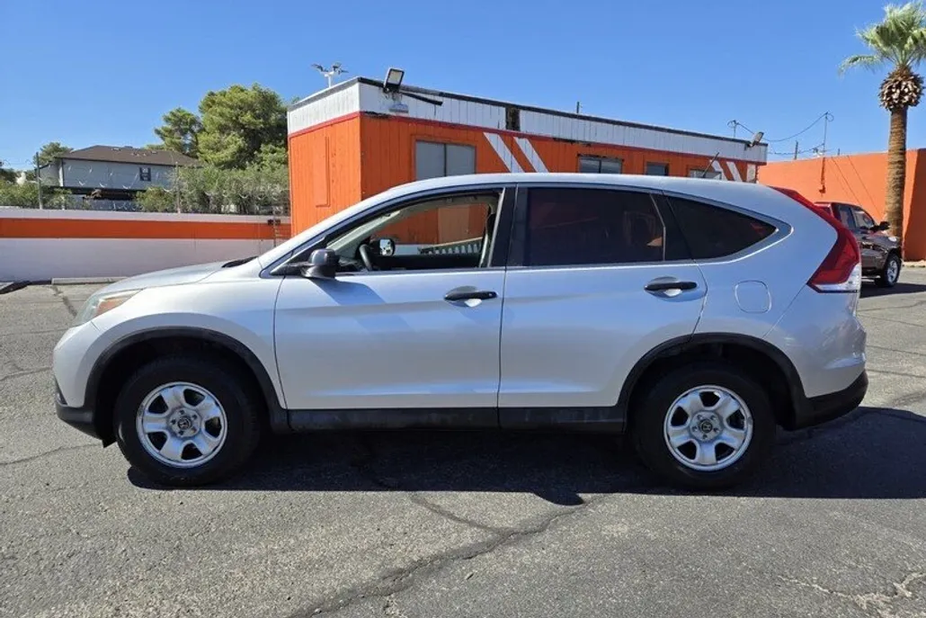 2013 Honda CR-V LX photo 1